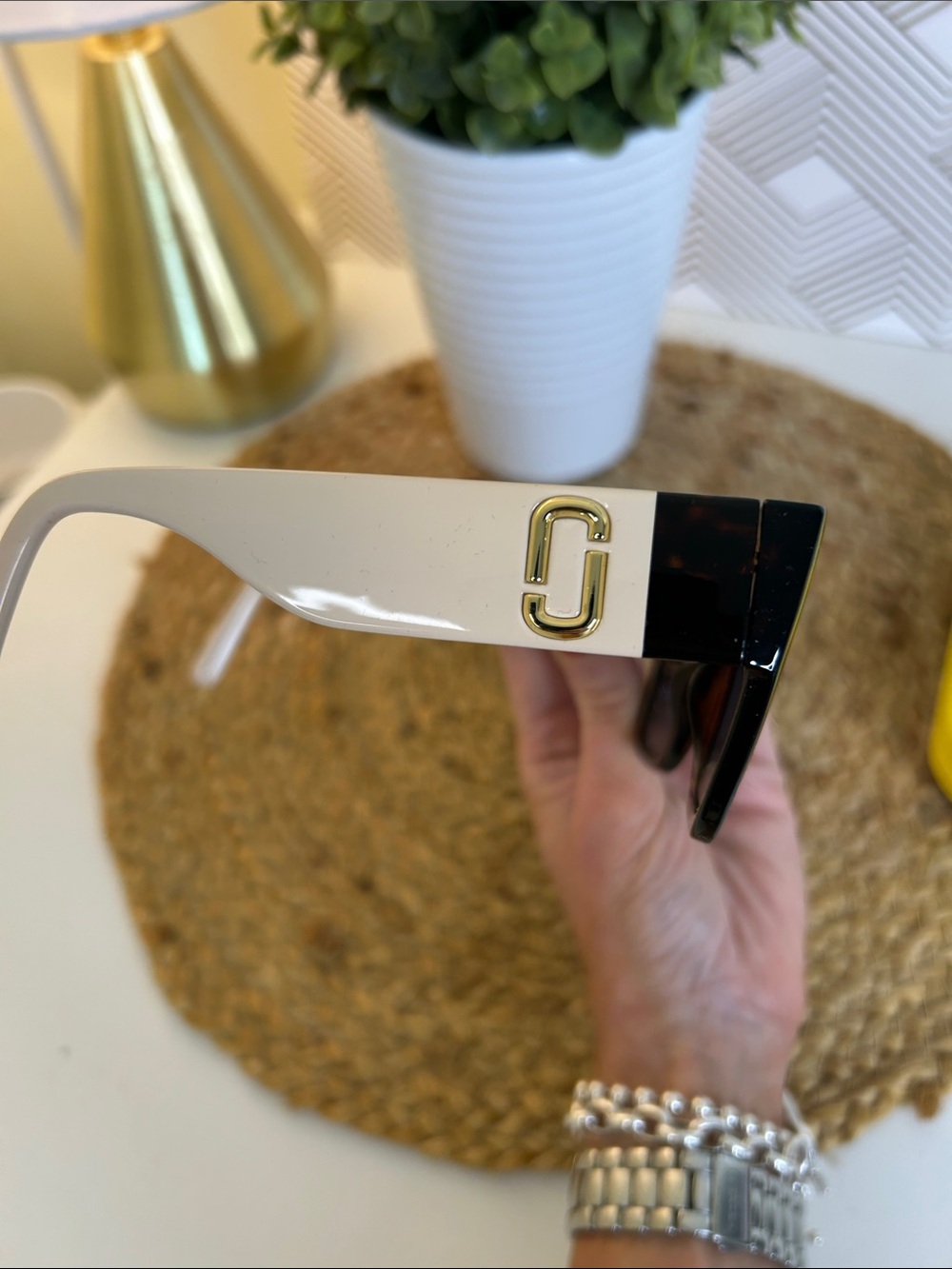 Marc Jacobs sunglasses-tan and black-57/16/145 - Picture 8 of 12